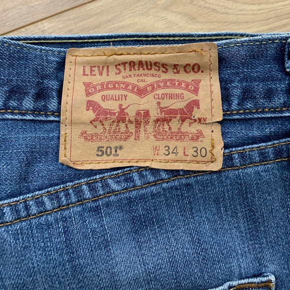 🔹Levi’s 501 Straight Fit Jeans (34 x 30) - Picture 2 of 6